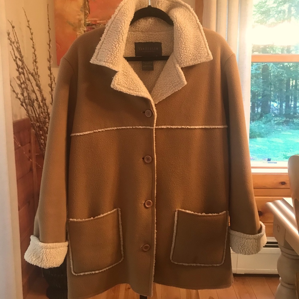 Barn Jacket. Fleece. Size L. Warm. Rolled sleeves. Classic. Van Heusen.